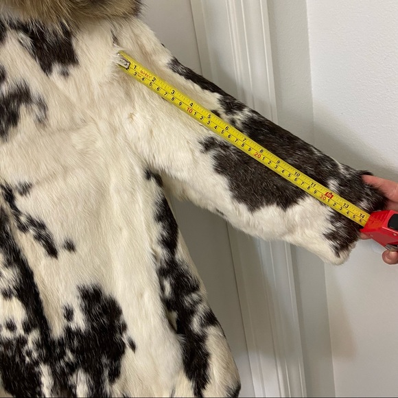 Girl’s fur jacket - Picture 11 of 16